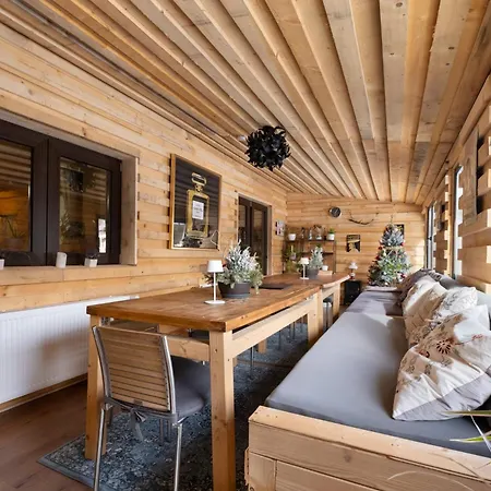 Wellness In Beskiden An Der Becva 木屋