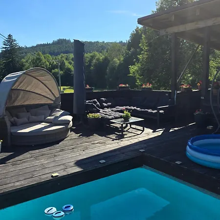 Wellness In Beskiden An Der Becva 木屋