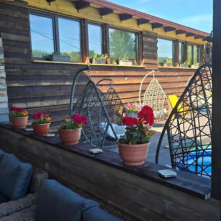 Wellness In Beskiden An Der Becva 木屋